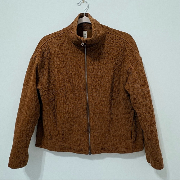 lululemon athletica Tops - Lululemon | Rippled Full Zip Jacket | Sz 4 | Copper Brown | EUC